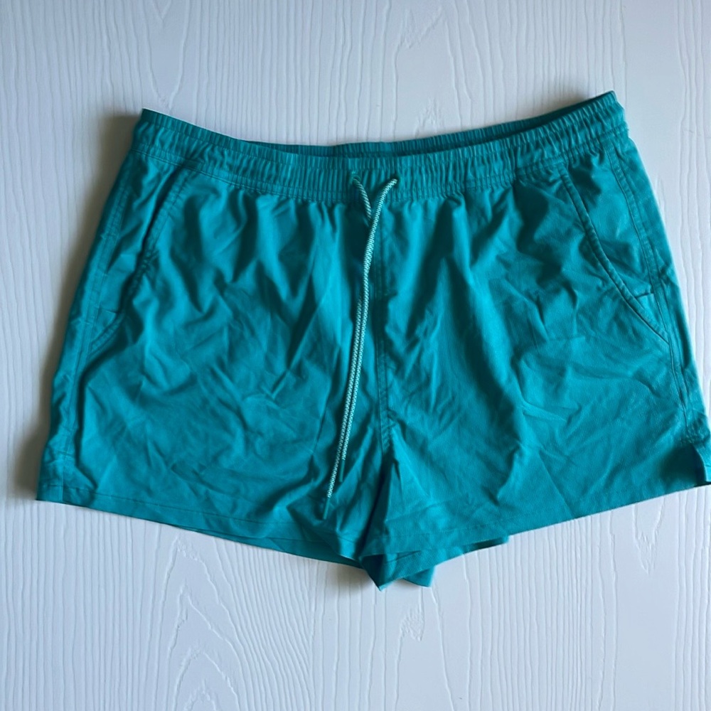 Athleta Women's Teal 2.5 Board Shorts